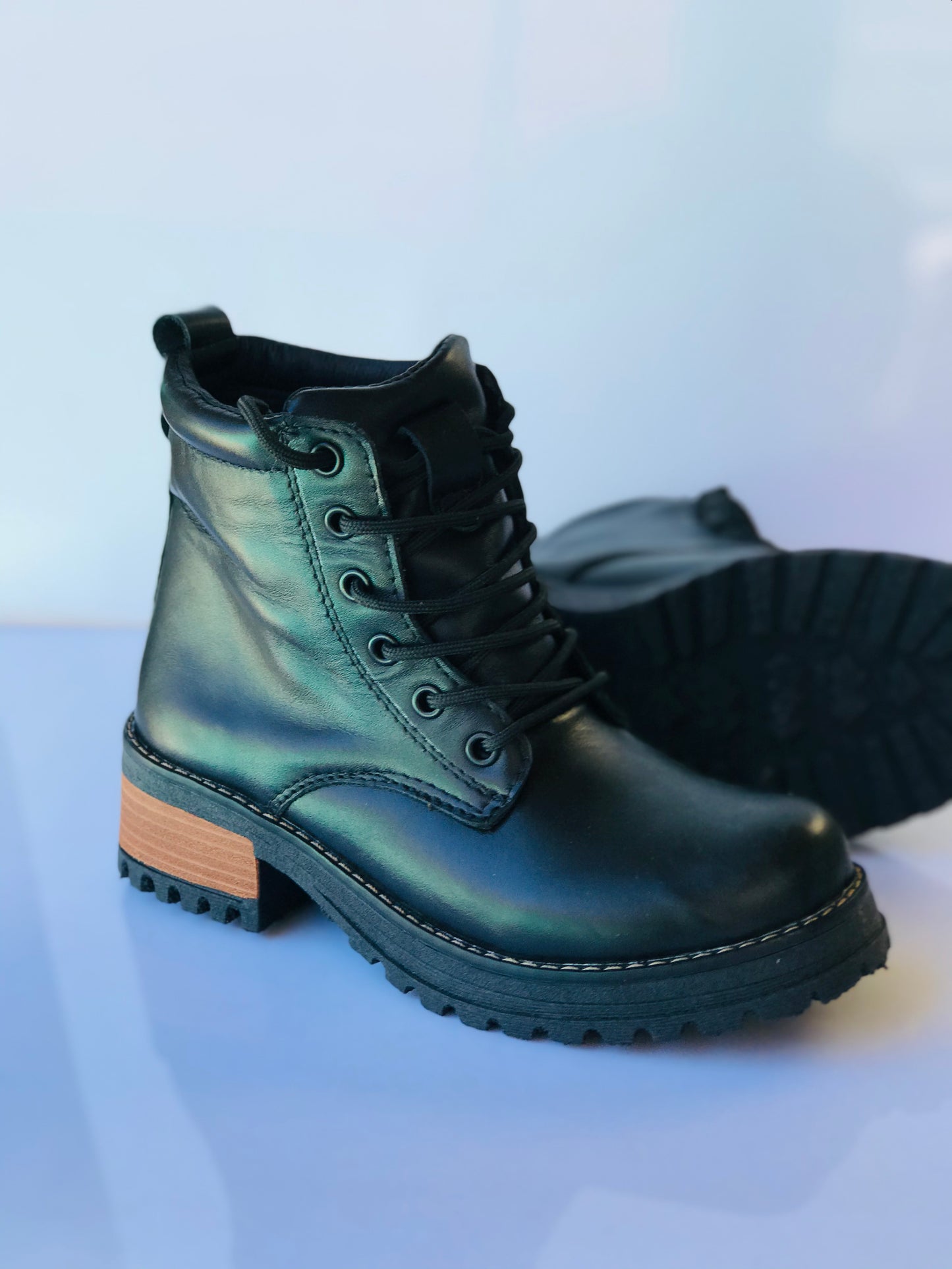 Botin cuero liso black