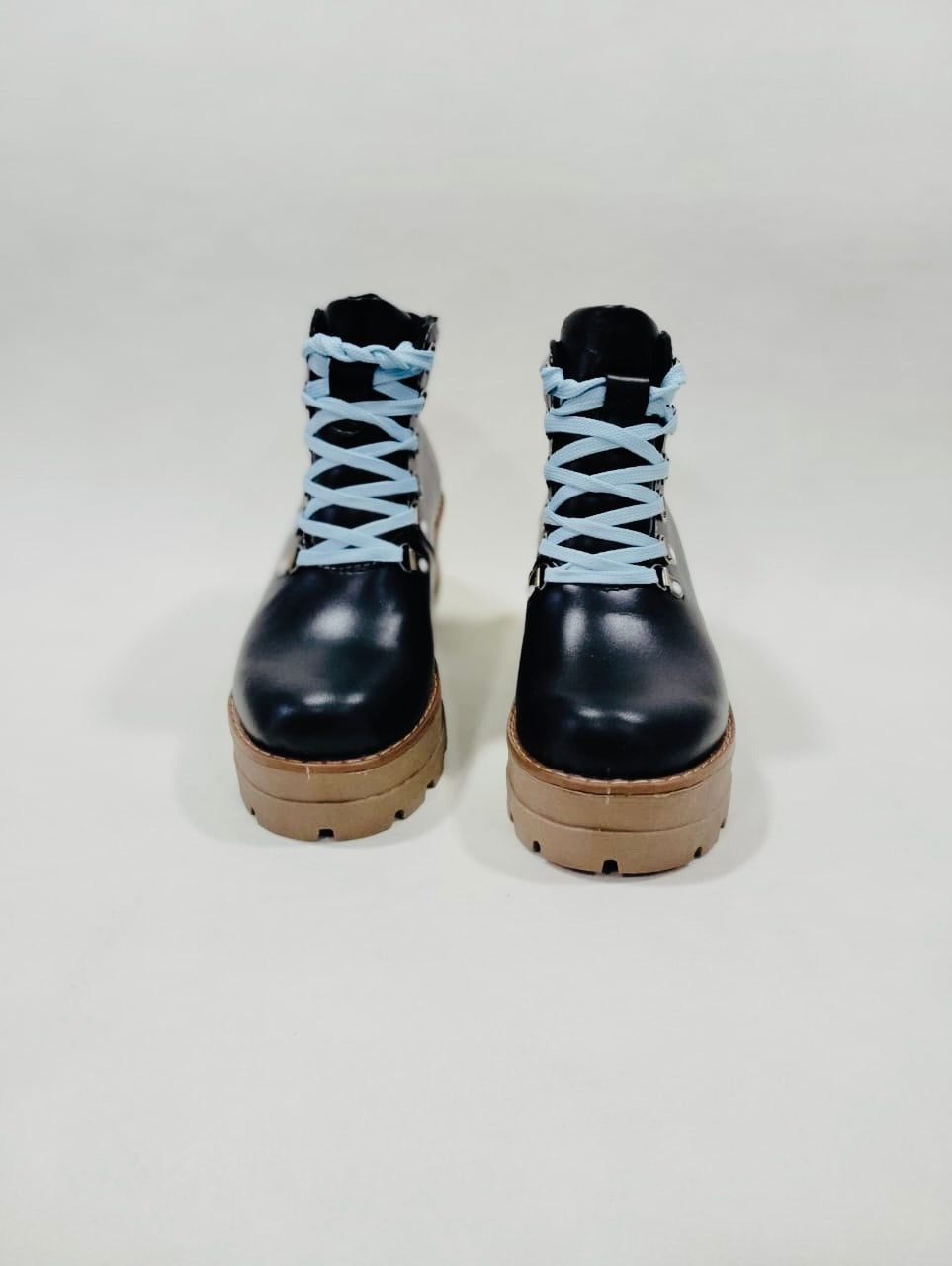 Botin rosy black n blue - juanfranko zapatos