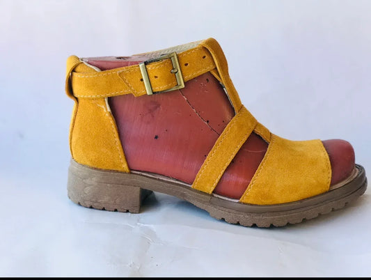 Sandalia reno amarillo cuero