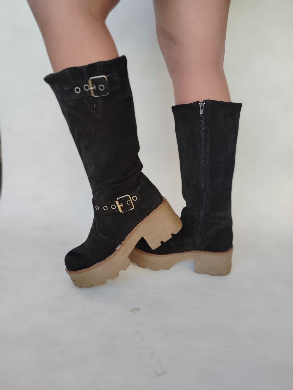 Bota reno negro suela 6'5 cm atrás 4.5 adelante - juanfranko zapatos