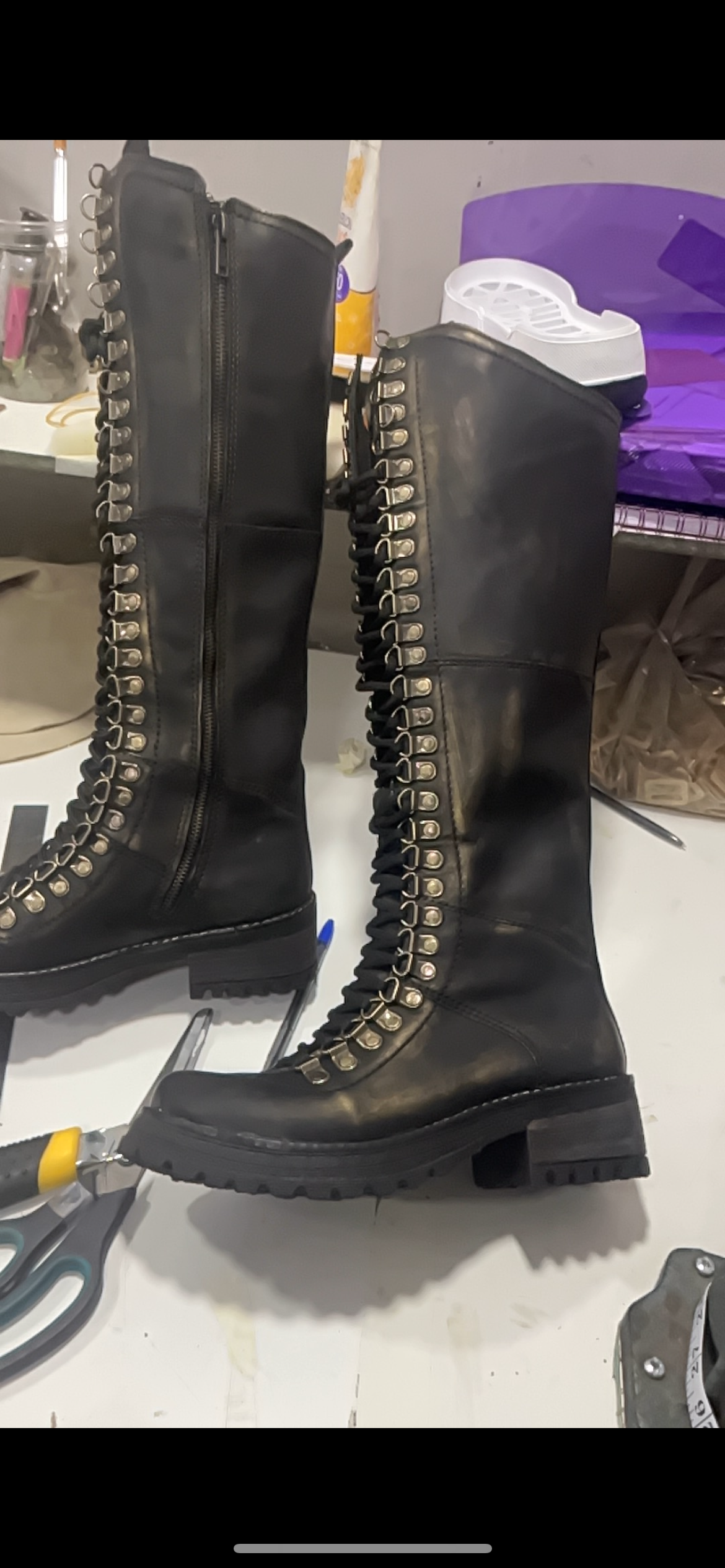 Bota larga cuero premium ganchos