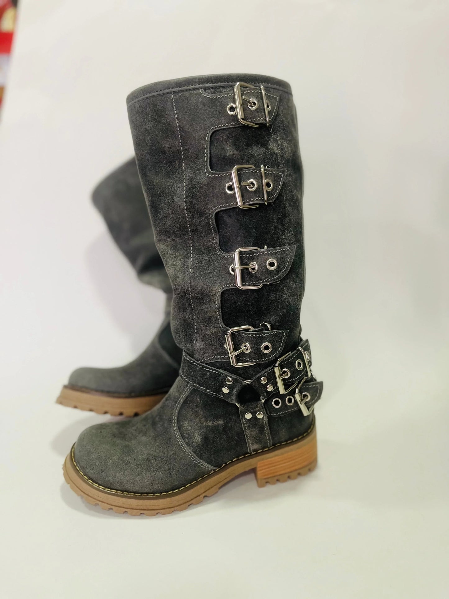 Bota de cuero griss 4 hebillas - juanfranko zapatos