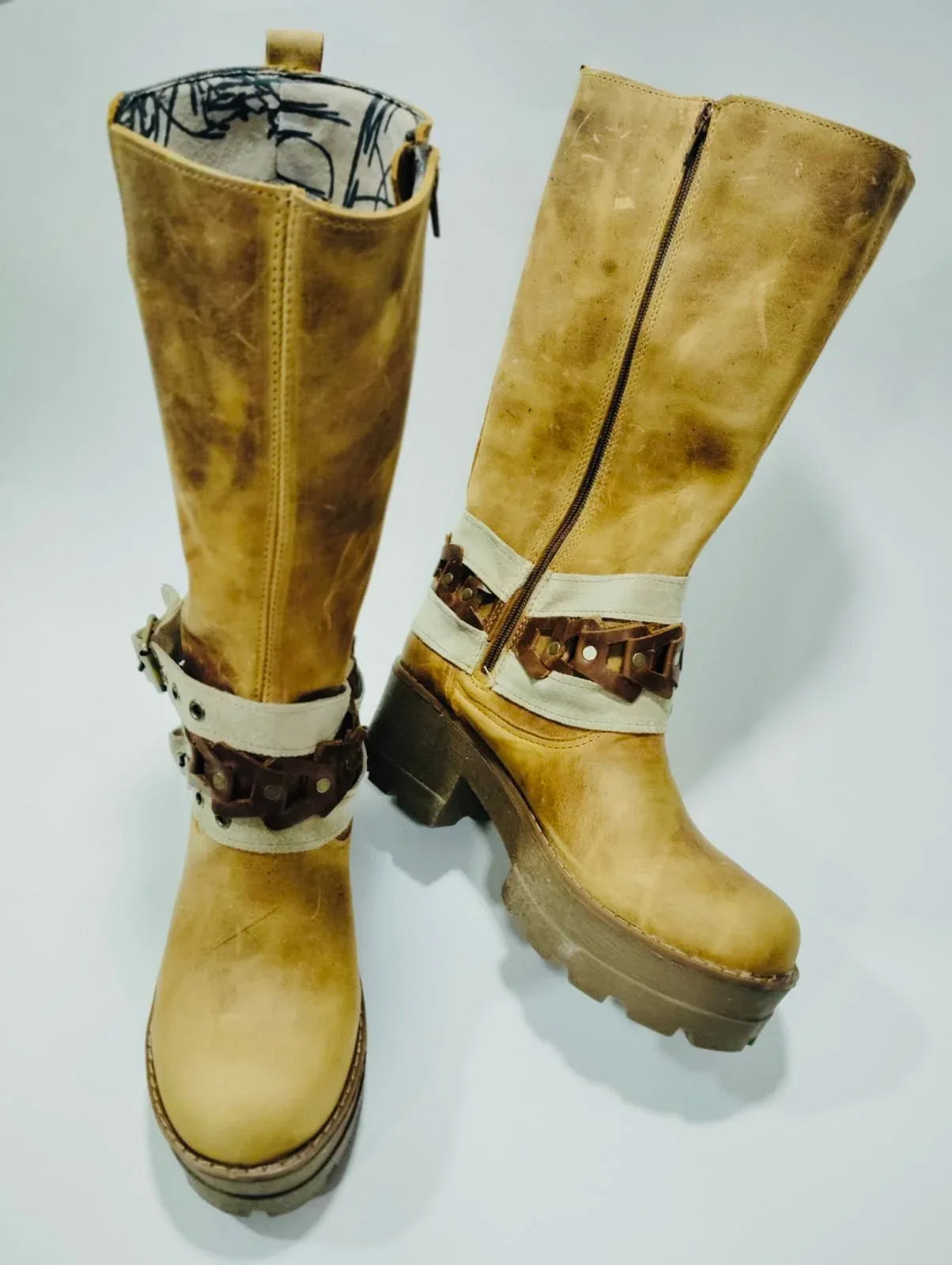 Bota óxido correas arena suela 6,5 atrás 4,5 adelante - juanfranko zapatos