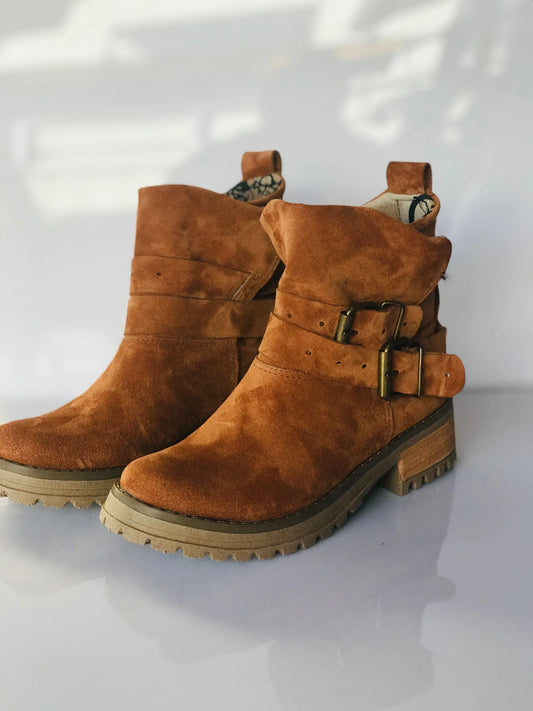 Botin de cuero mujer reno camel - juanfranko zapatos