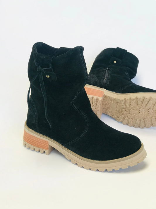 Botines de Cuero Mujer Negro Reno - Cómodos y Acolchados - juanfranko zapatos