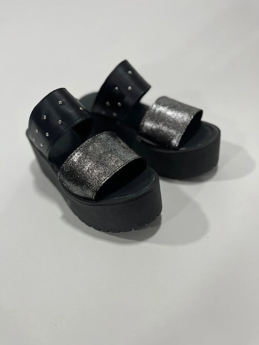 Sandalia 2 cueros suela de goma (Crespita - juanfranko zapatos