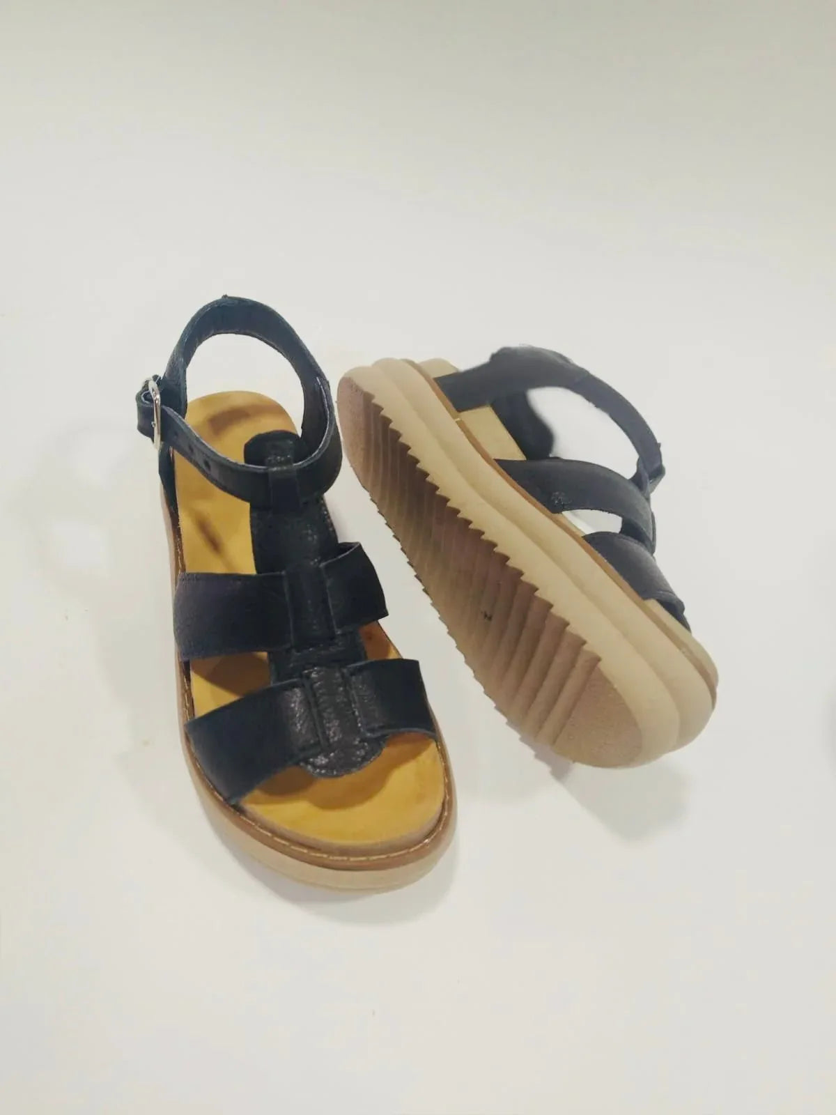 Sandalia spider cuero flowter negro - juanfranko zapatos