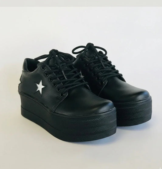 Zapatilla de cuero negro silver star - juanfranko zapatos