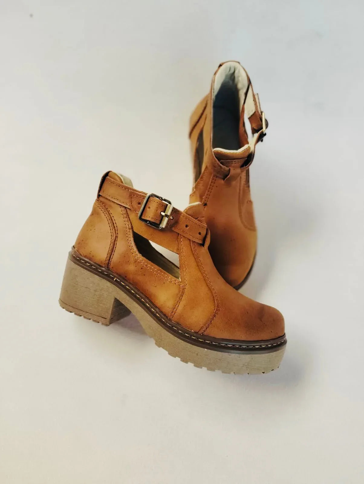 Zapato Abierto Cuero Camel Liso Mujer Tacón - juanfranko zapatos