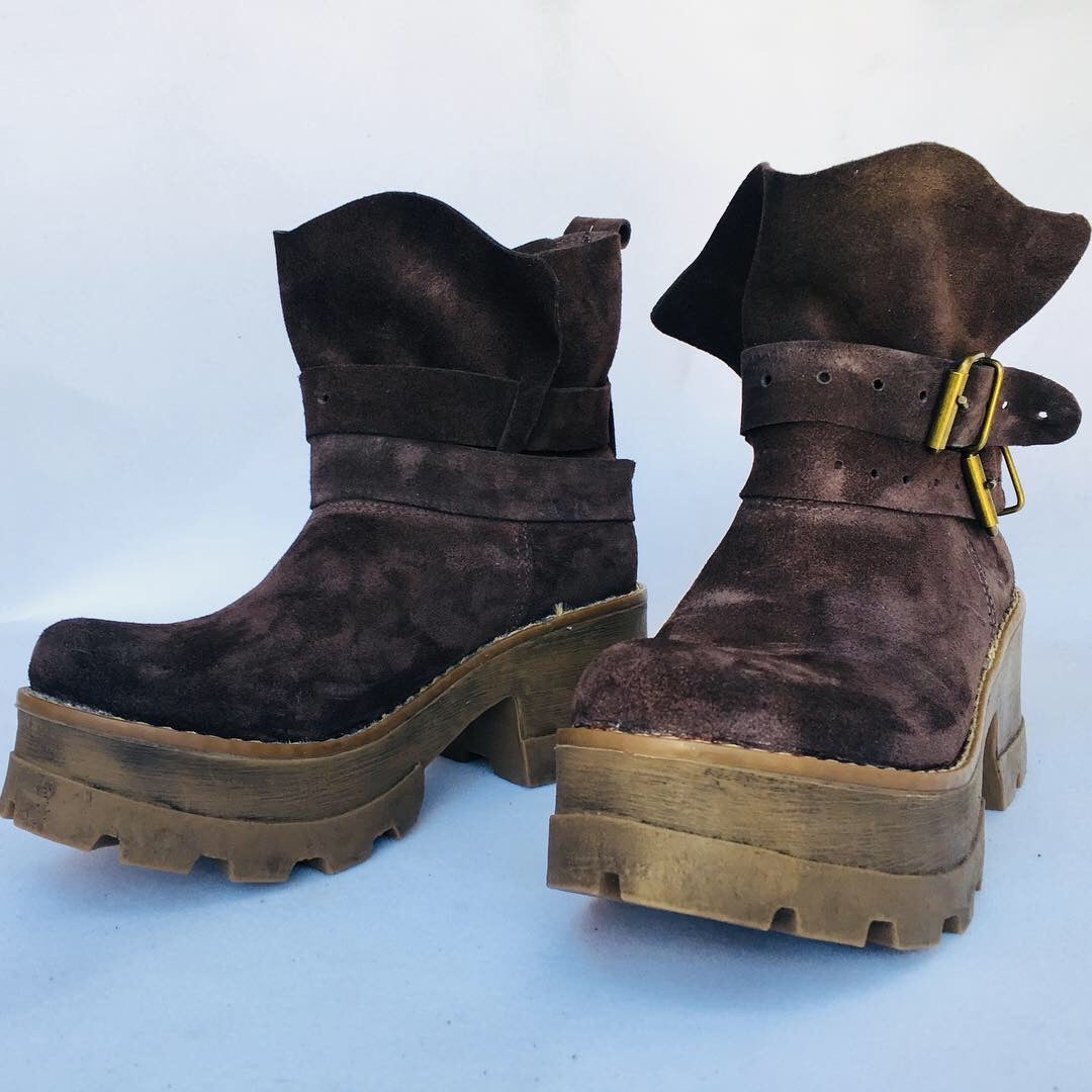 botin de cuero reno Wallet' moro - juanfranko zapatos