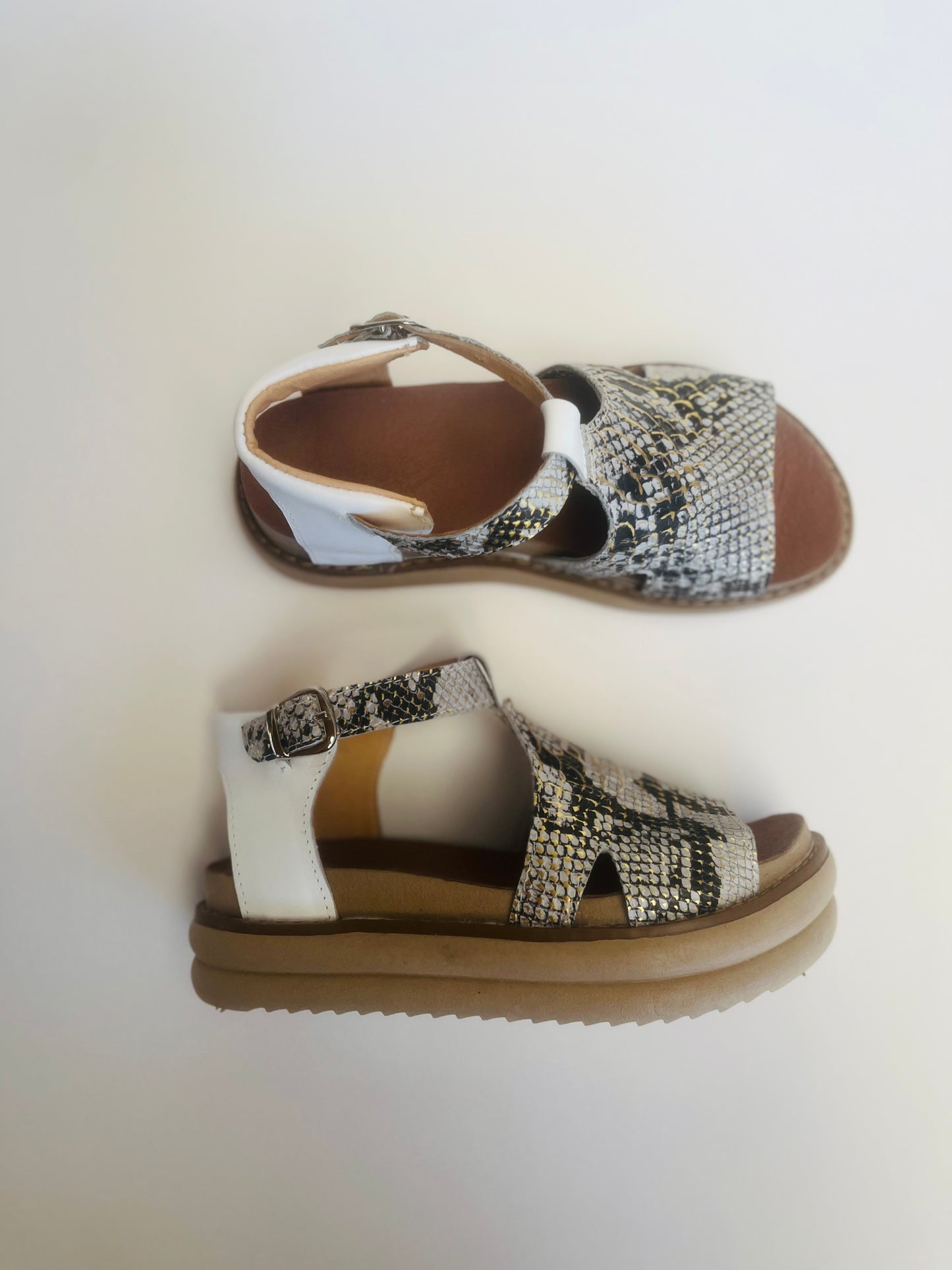 Sandalia cuero mujer Reptil white