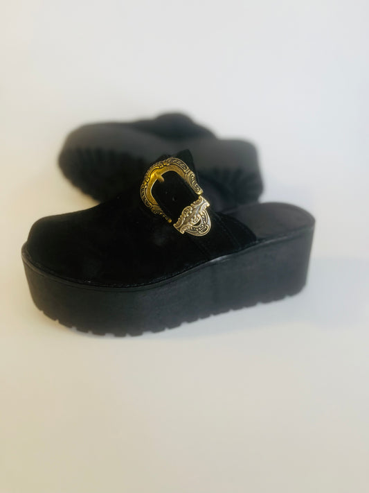 Sueco de cuero reno negro - juanfranko zapatos