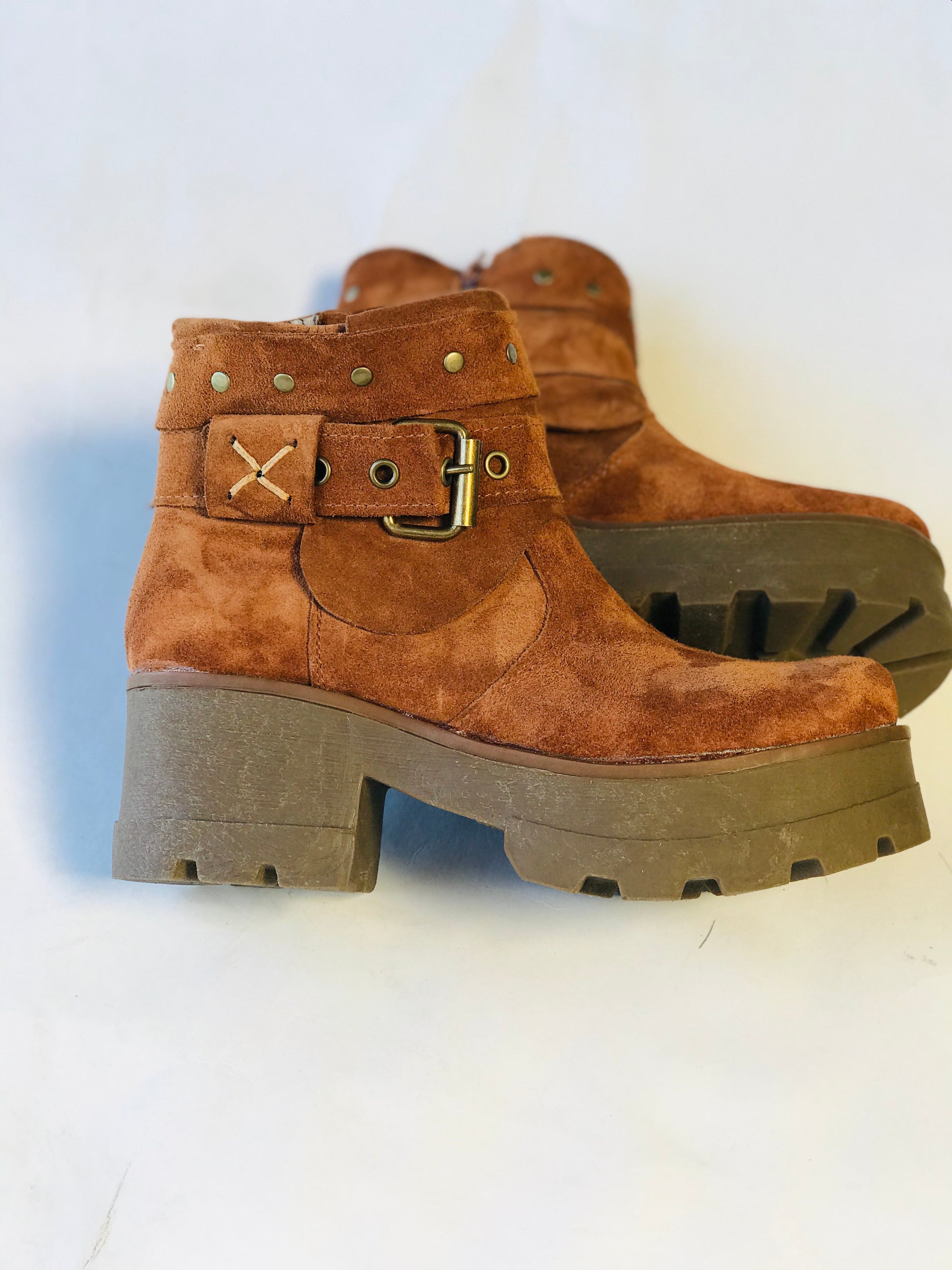 Botin de cuero reno x camel - juanfranko zapatos