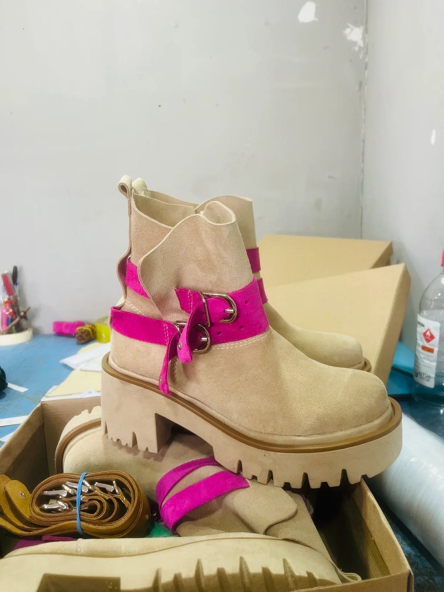 Botín verano de Cuero Reno Natural Mujer -Artesanal
