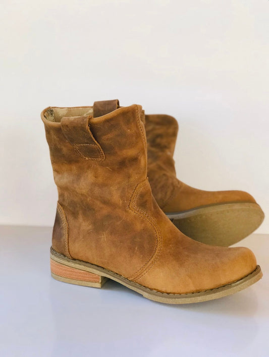 Bota corta cuero camel óxido