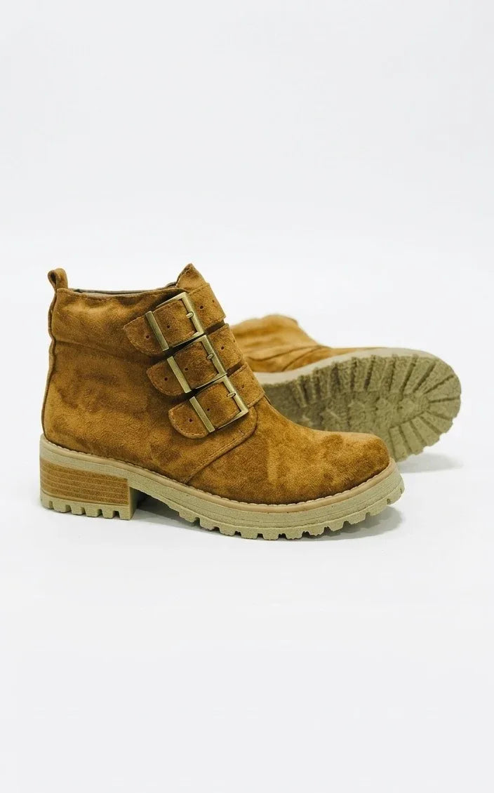 Botin 3 hebillas camel tdp