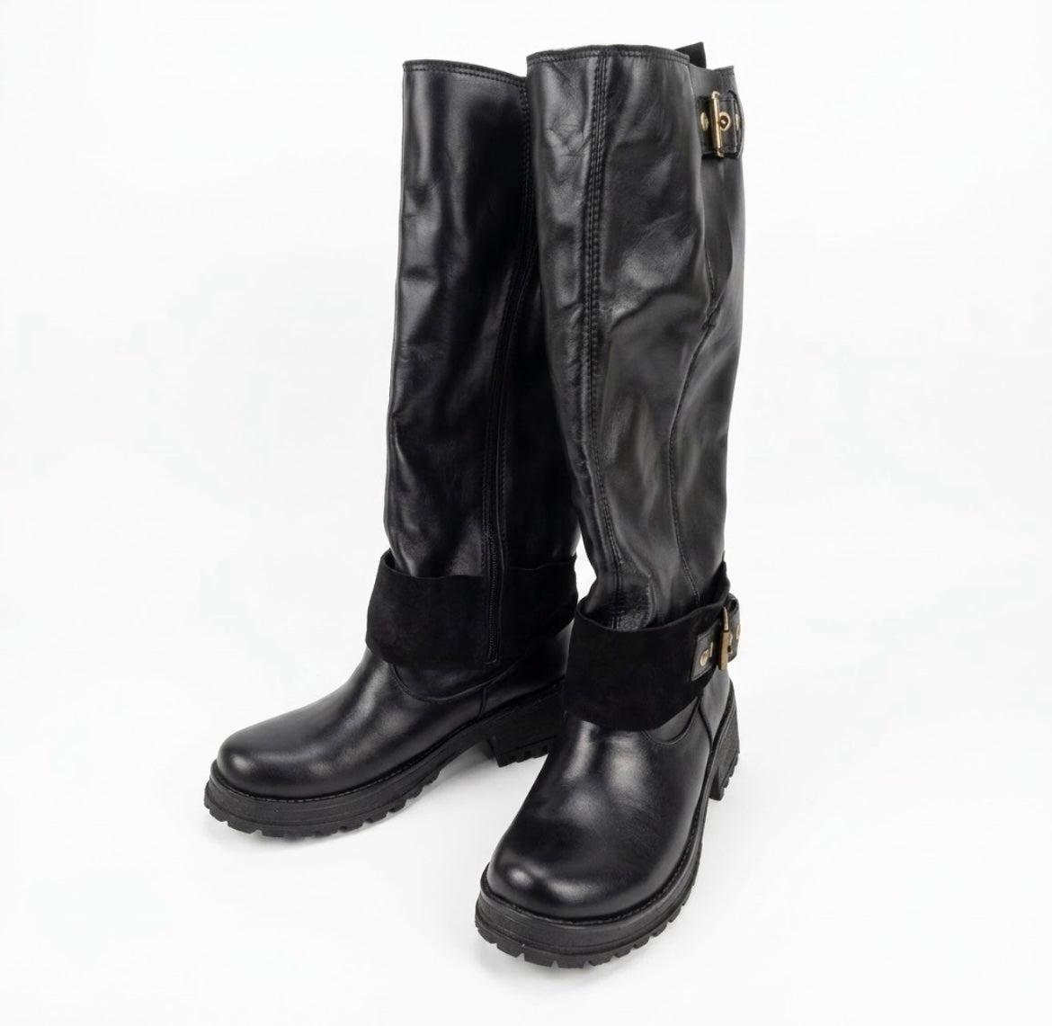 Bota ajustable all black cuero y reno