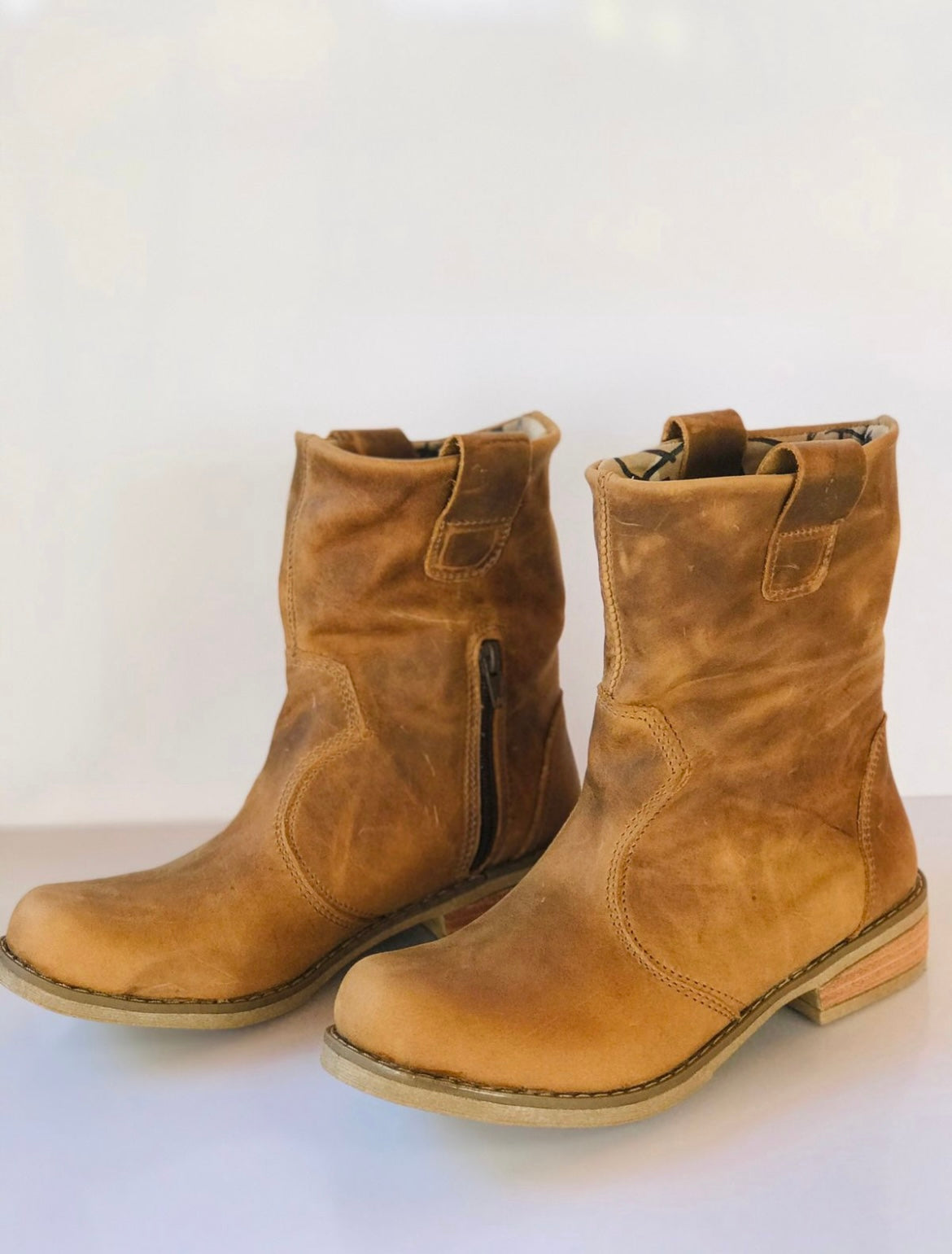 Bota corta cuero camel óxido