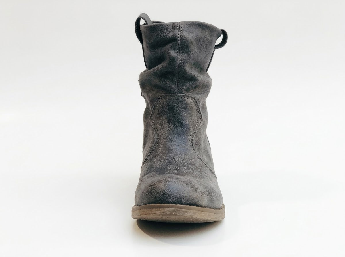 Short gray crazy leather boot - women's casual style