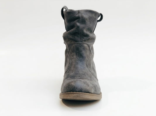 Bota de cuero corta griss crazy - estilo casual mujer