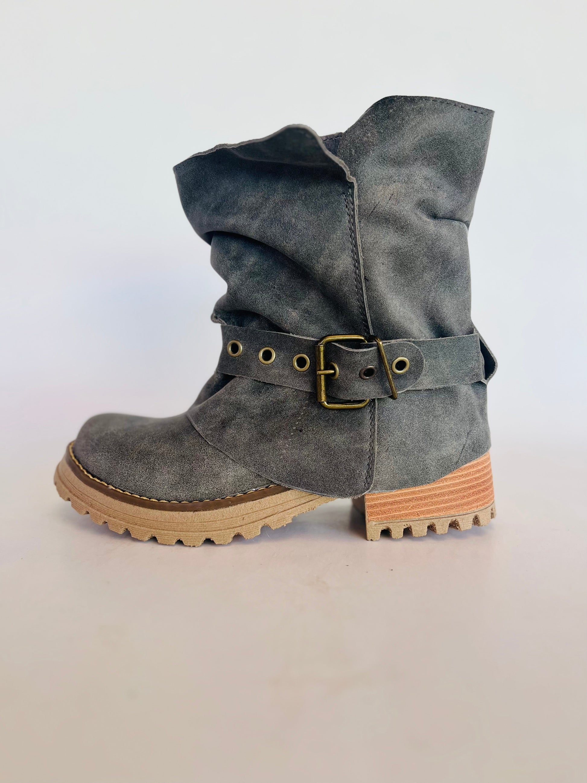 Bota cuero gris desmontable - juanfranko zapatos