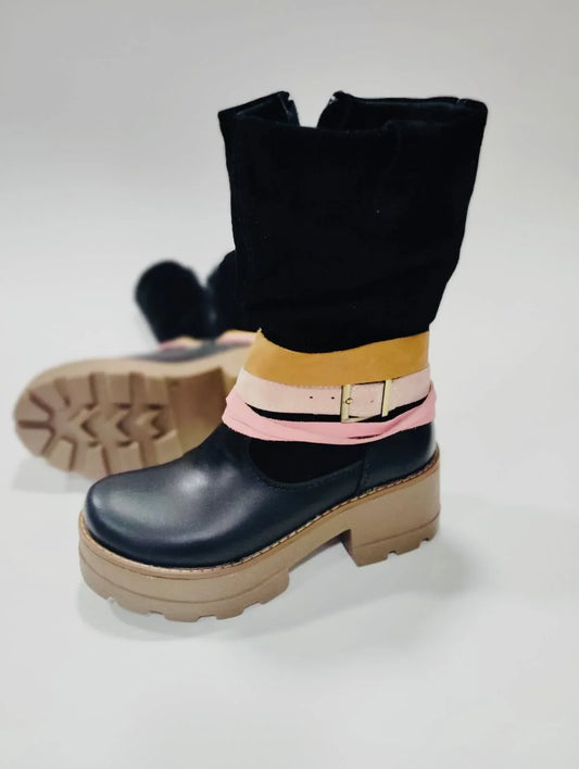 Bota cuero liso caña reno correas rosa pastel - juanfranko zapatos