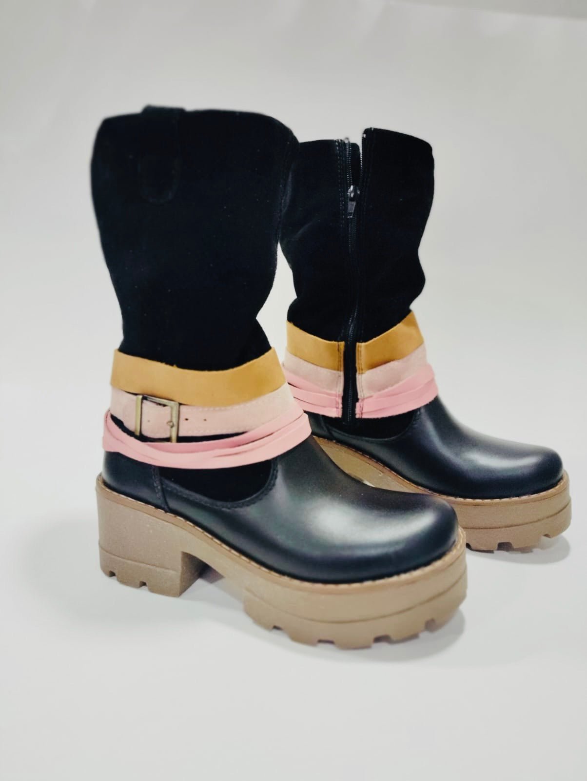 Bota cuero liso caña reno correas rosa pastel - juanfranko zapatos