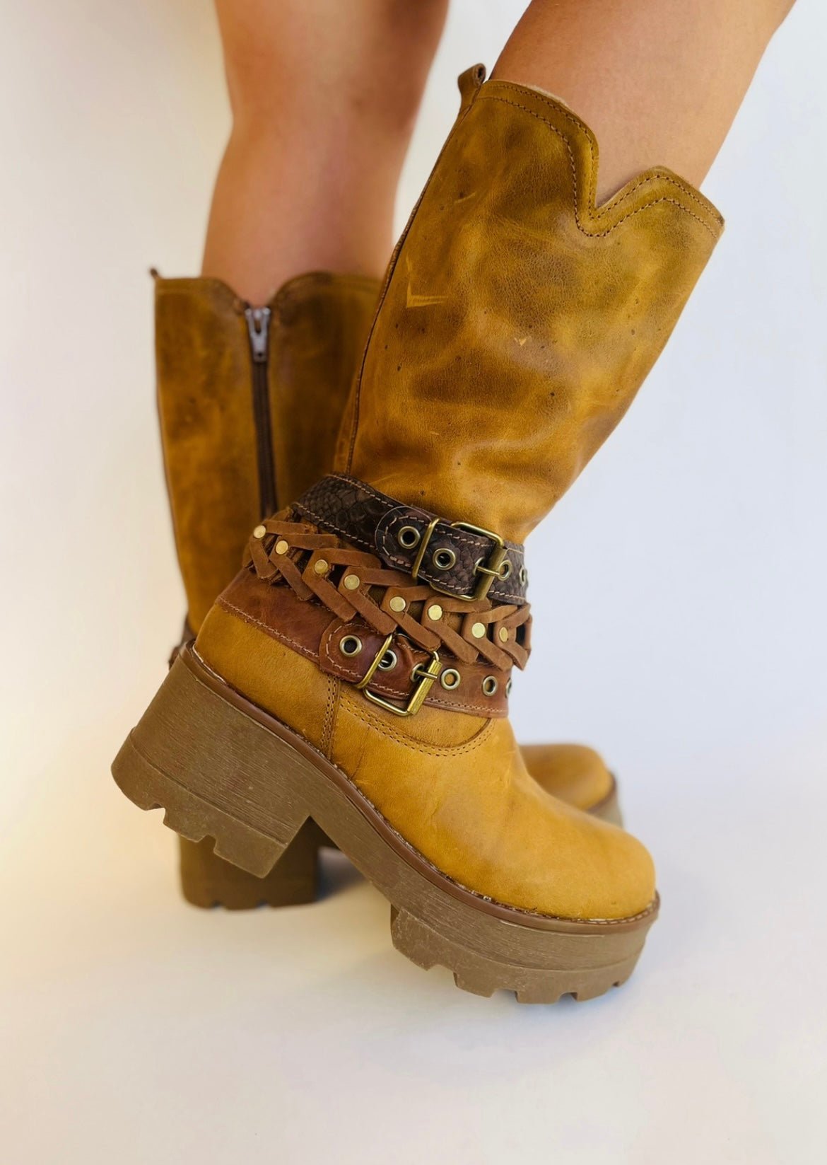 Bota de cuero crazy óxido - juanfranko zapatos