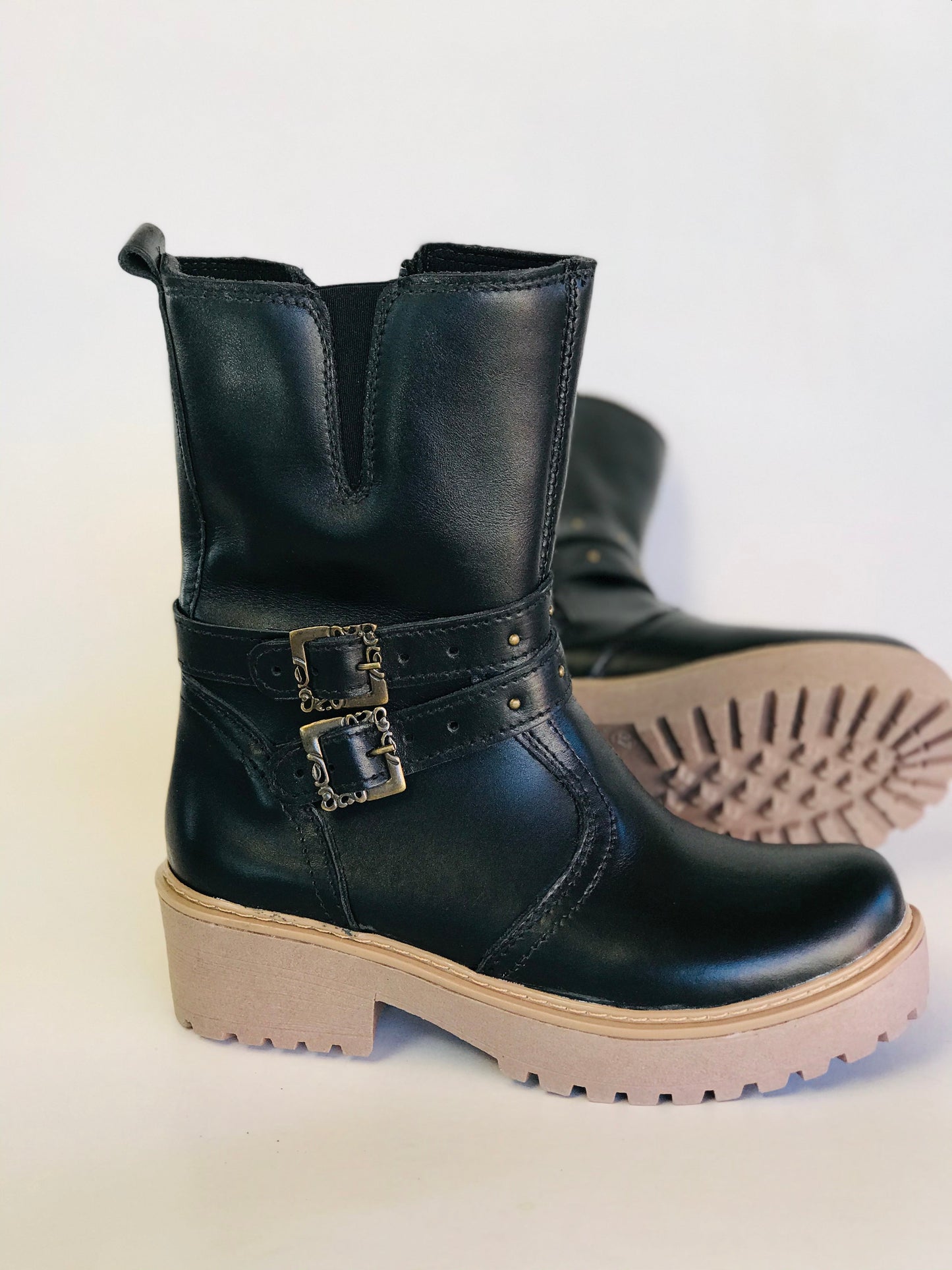 Bota de cuero mujer corta antonella - juanfranko zapatos