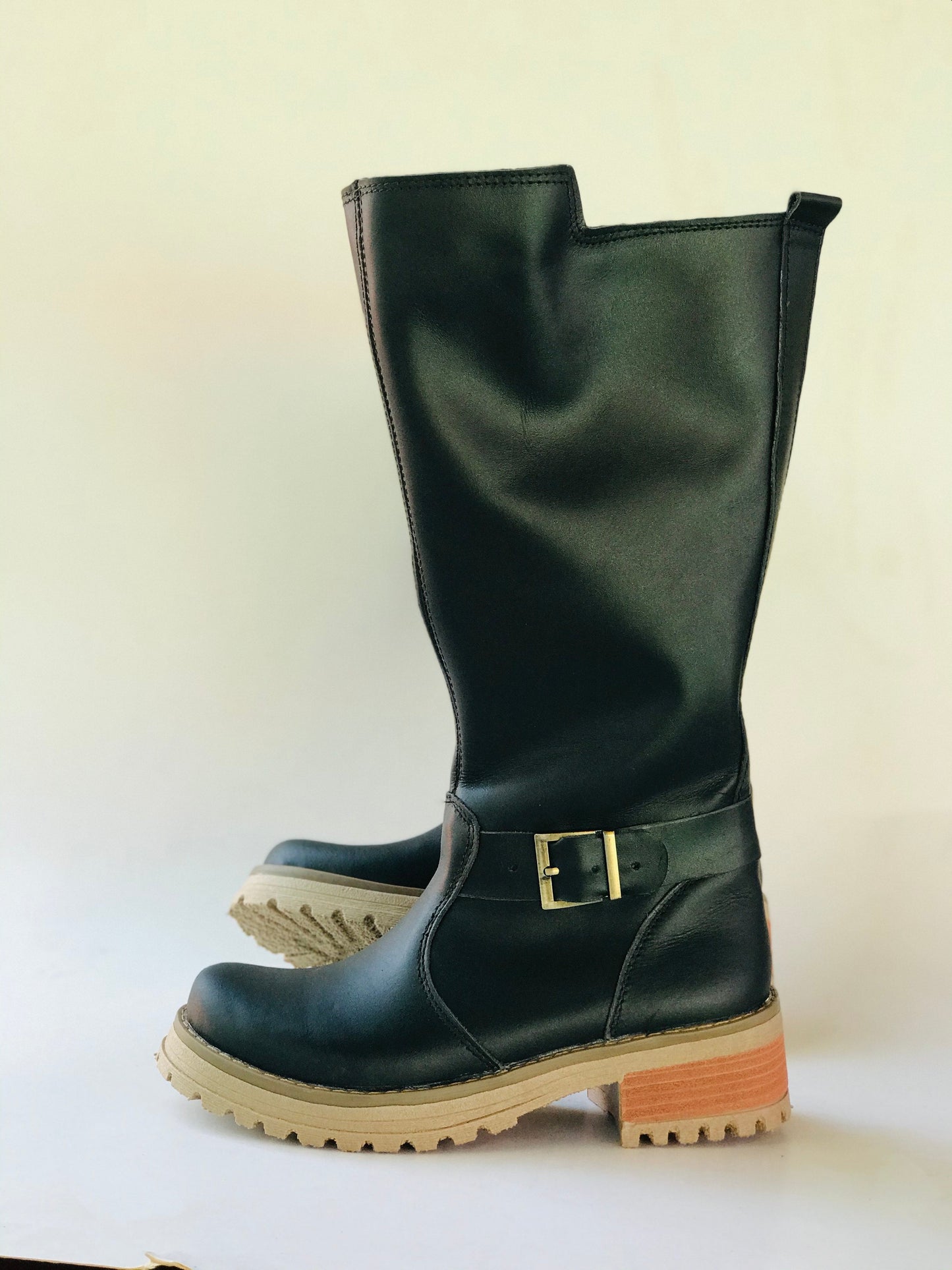 bota de cuero mujer yona black - juanfranko zapatos