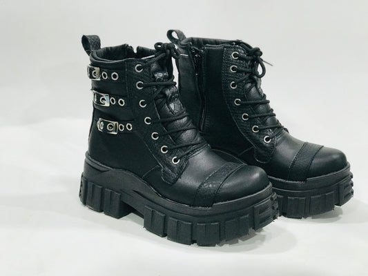 Botin de Cuero Mujer Negro Amy - Diseño Reptil - juanfranko zapatos