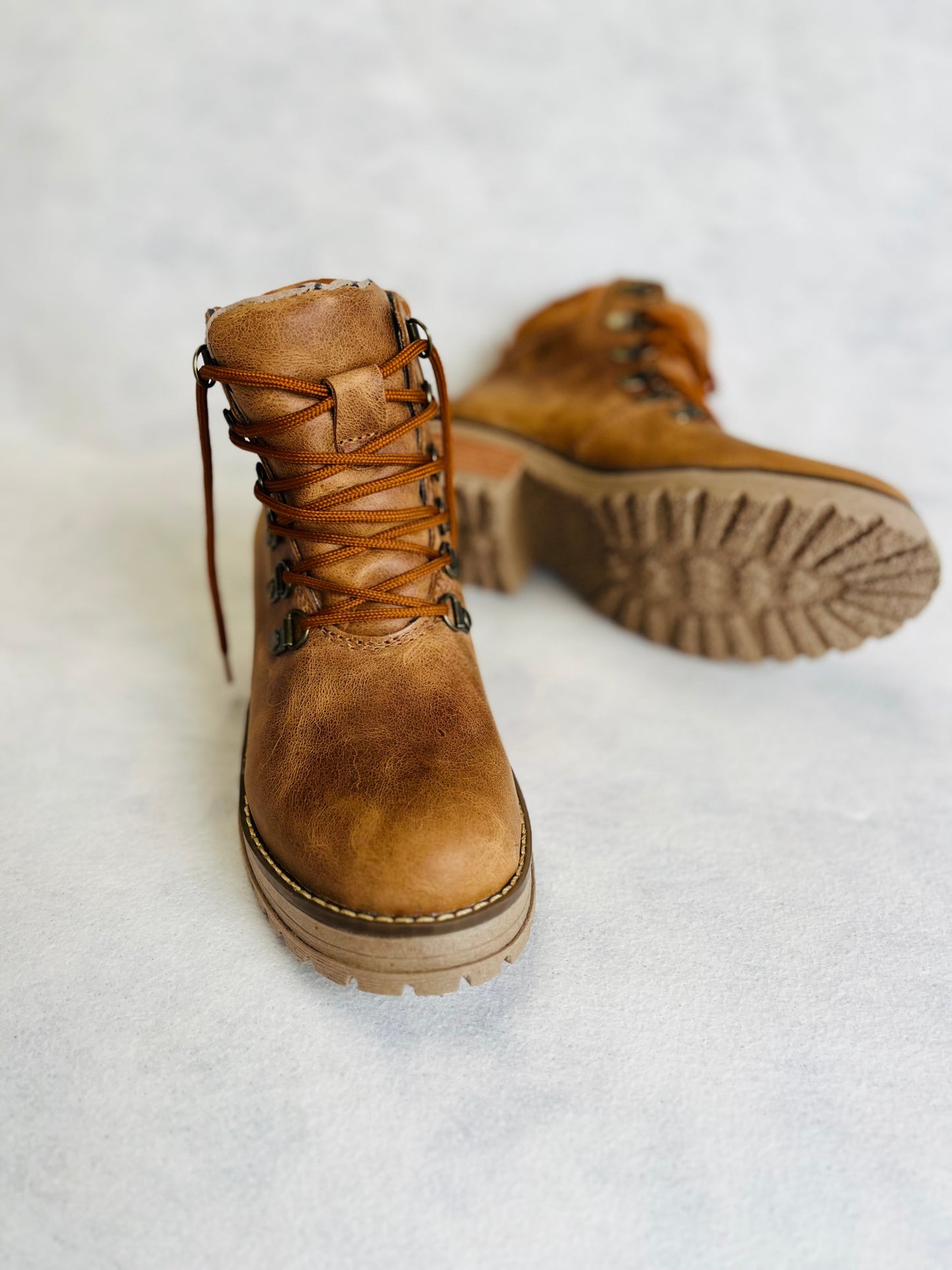 Botin de Cuero Mujer Óxido - Diseño Rosy Único - juanfranko zapatos