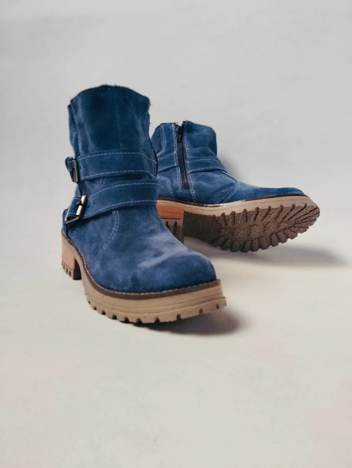 Botín Largo Cuero Reno Azul Mujer - Hebillas Metálicas Cómodo - juanfranko zapatos