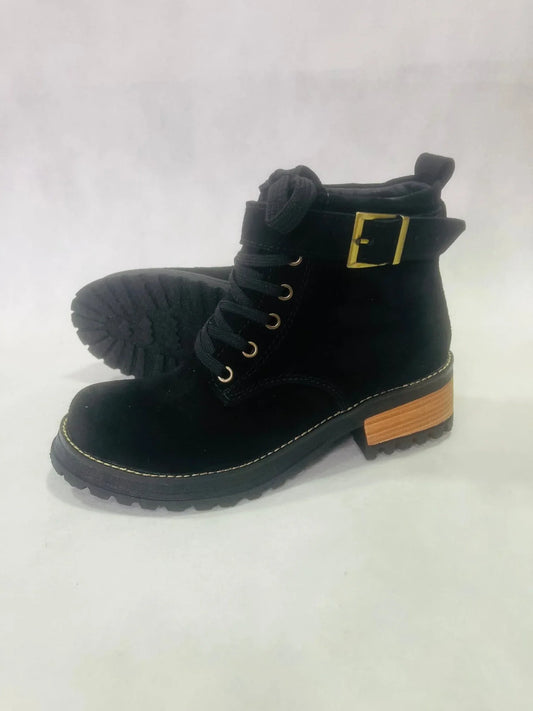 Botines de Cuero Mujer Negro con Correa - Estilo Moderno - juanfranko zapatos