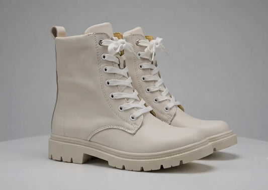 Botin cuero crema withe