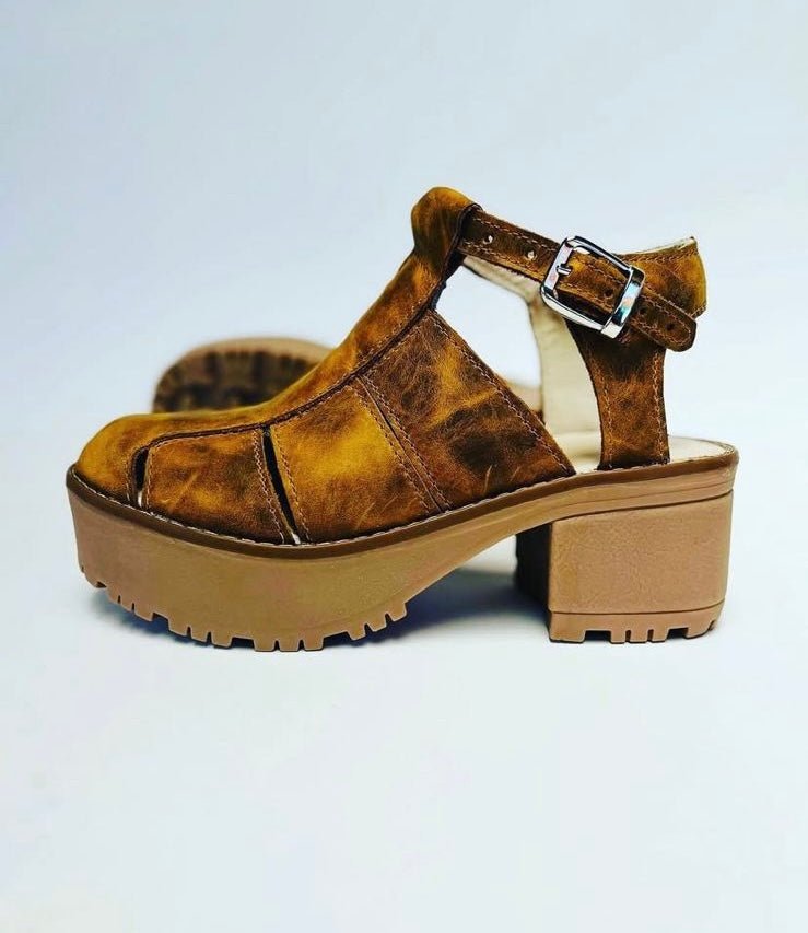 Sandalia de cuero óxido Hong Kong - juanfranko zapatos