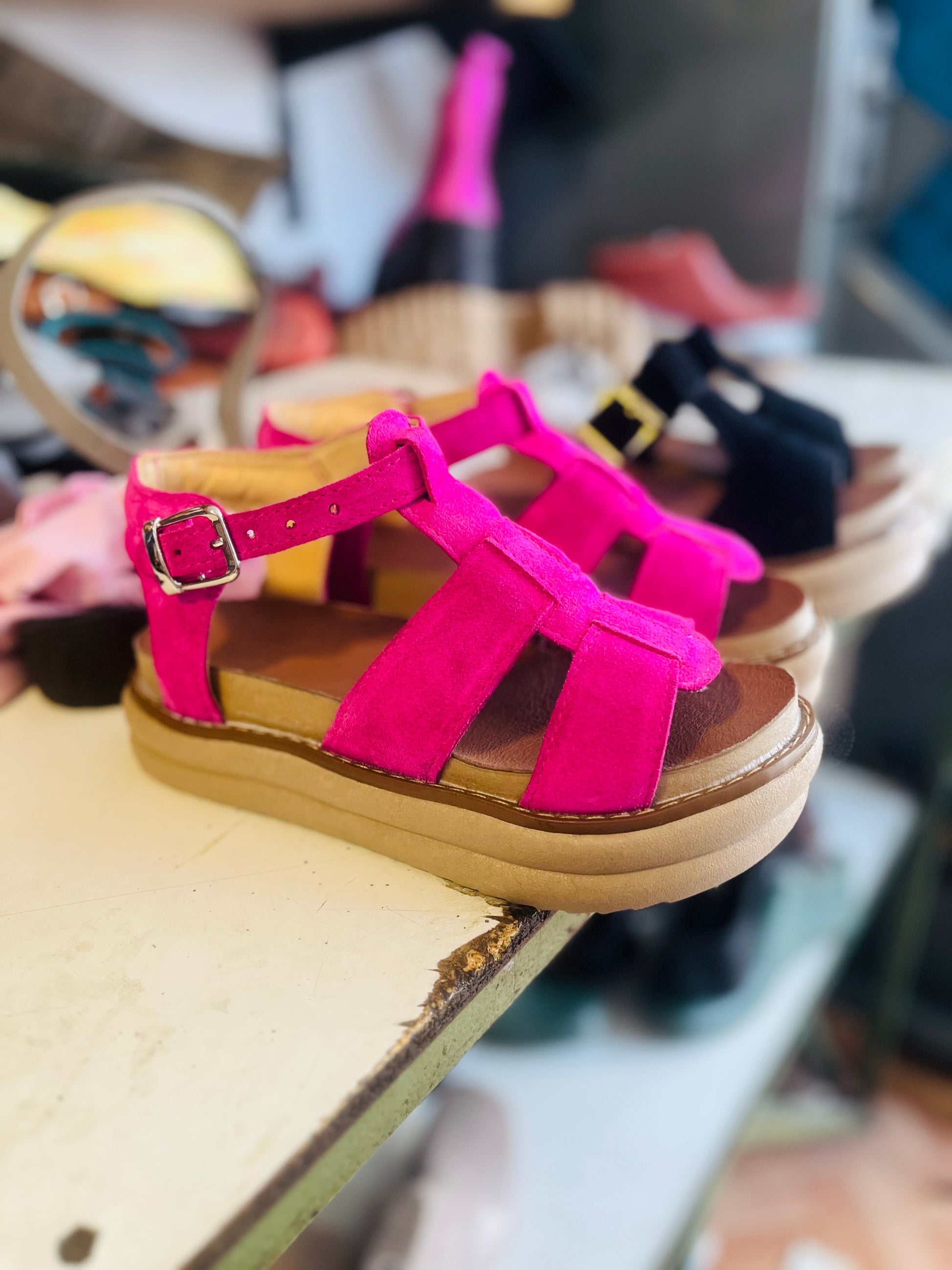 Sandalia reno spider fuccia - juanfranko zapatos