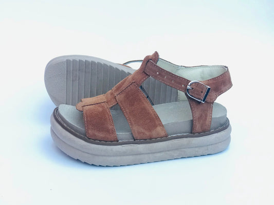 Sandalia spider camel - juanfranko zapatos